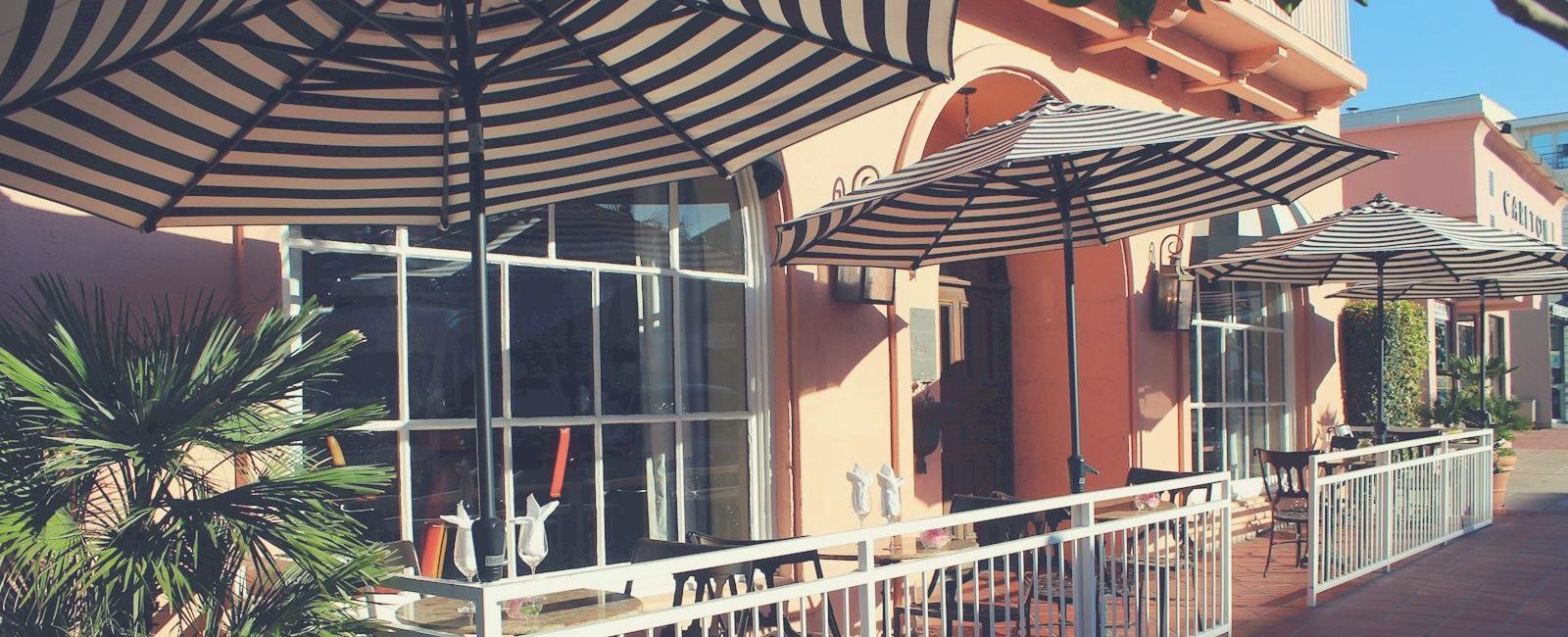 San Diego The Fun Singles Events and Speed Dating San Diego Speed Dating, single women are meeting single men, everyone is having a fun time